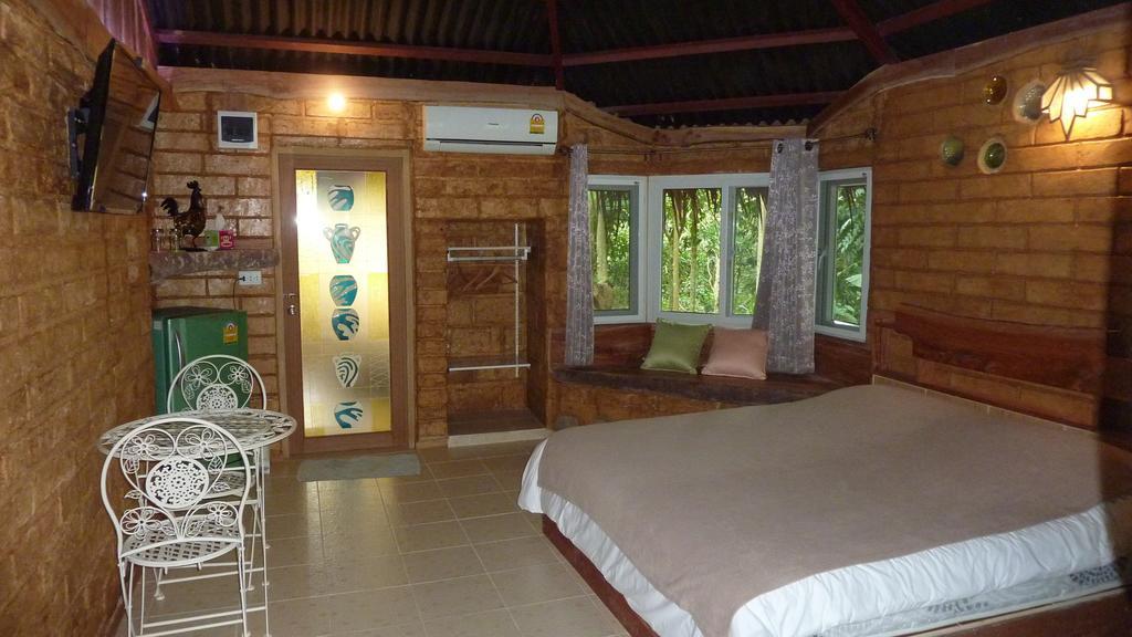 Baandin Chiewlarn Hotel Ban Tha Khun Room photo