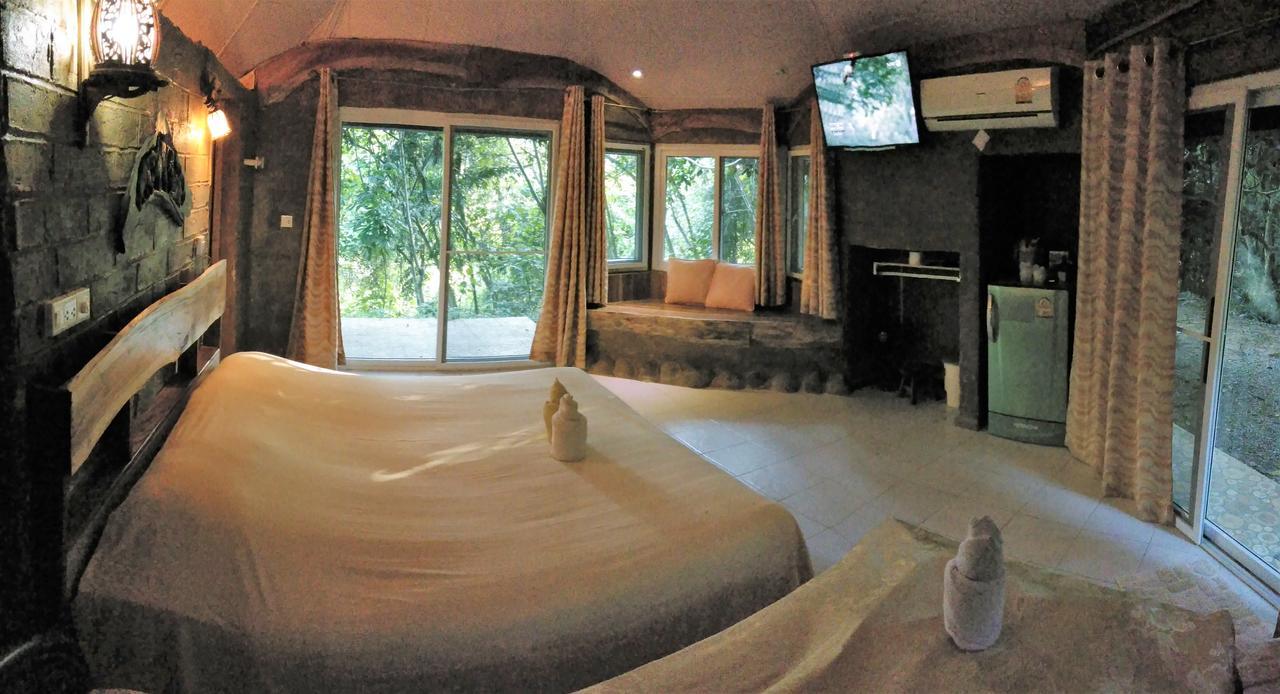 Baandin Chiewlarn Hotel Ban Tha Khun Exterior photo