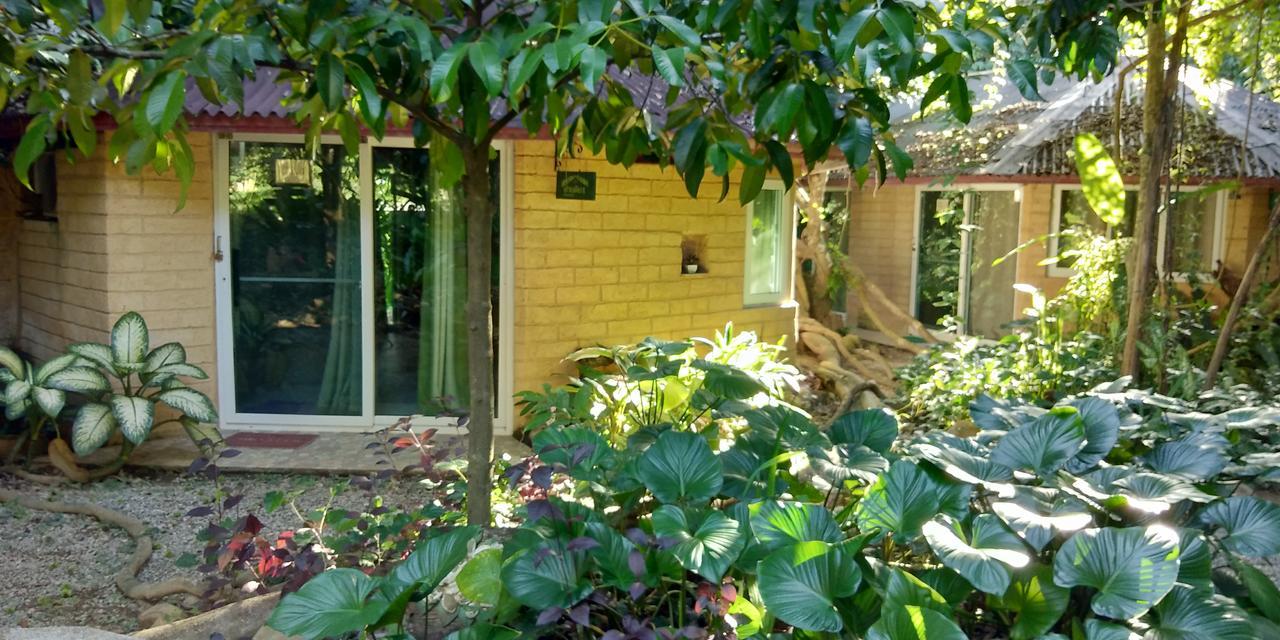 Baandin Chiewlarn Hotel Ban Tha Khun Exterior photo